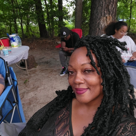 Meet your Posher, Latoya - Picture 9 of 15